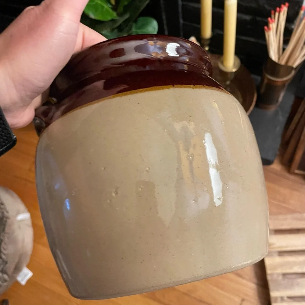 Vintage Brown and Cream Cookie Jar - Classic Kitchen Storage